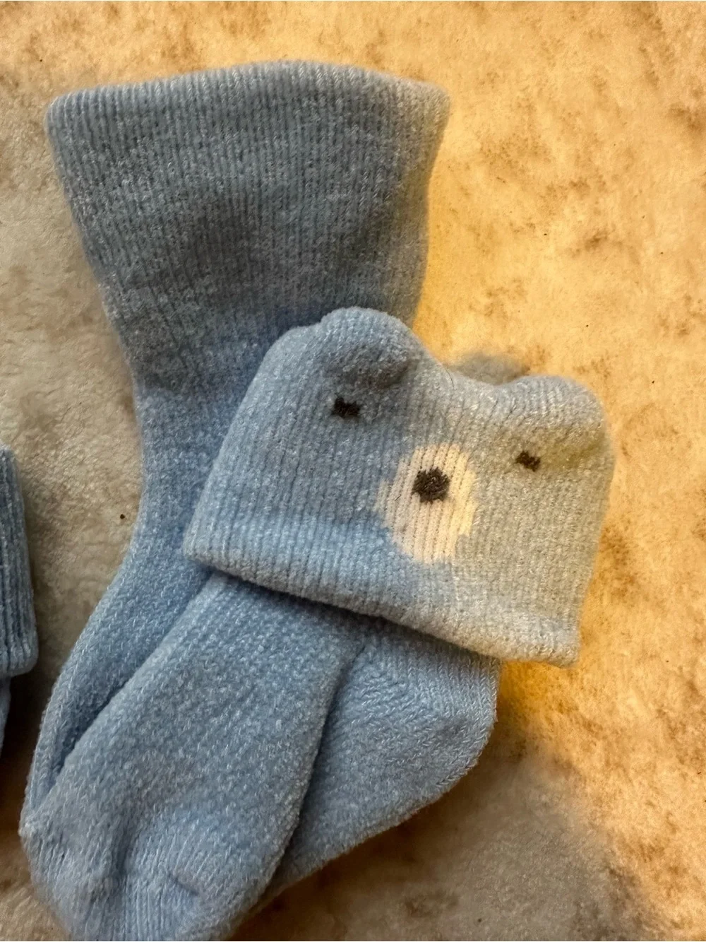 5 Pairs of Infant Socks Thick and Fuzzy- size 6-12 months